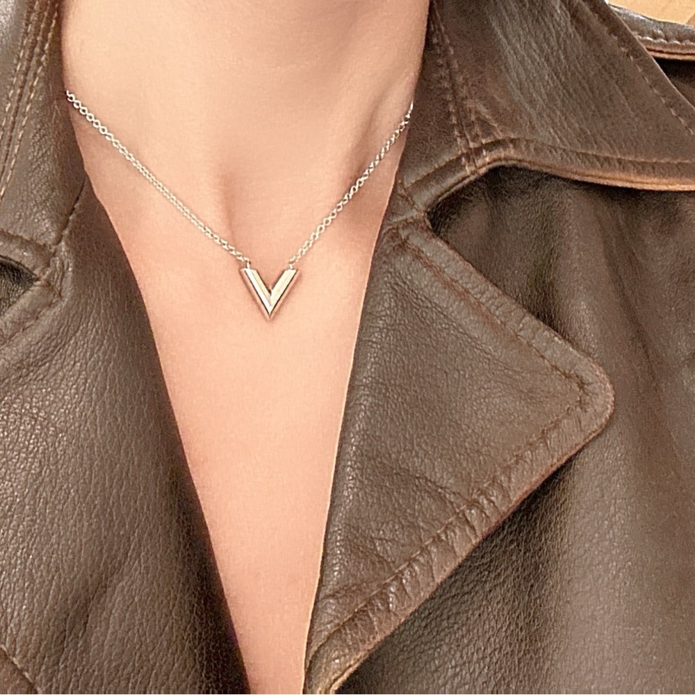 Louis Vuitton Silver V Charm Necklace